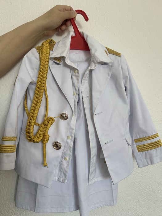 Парадный детский костюм