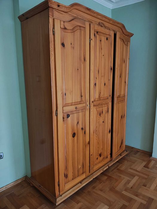продавам гардероб