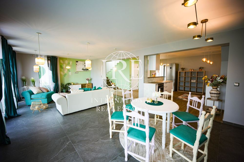 Продава се Къща в с. Кранево, Област Добрич - 300 кв.м за 816 €/кв.м - Снимка #5