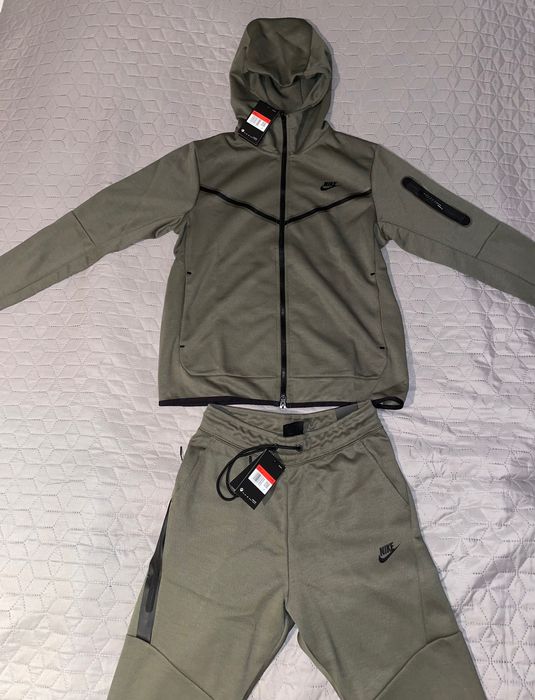Нов Спортен Екип Nike Tech Fleece - Army Green