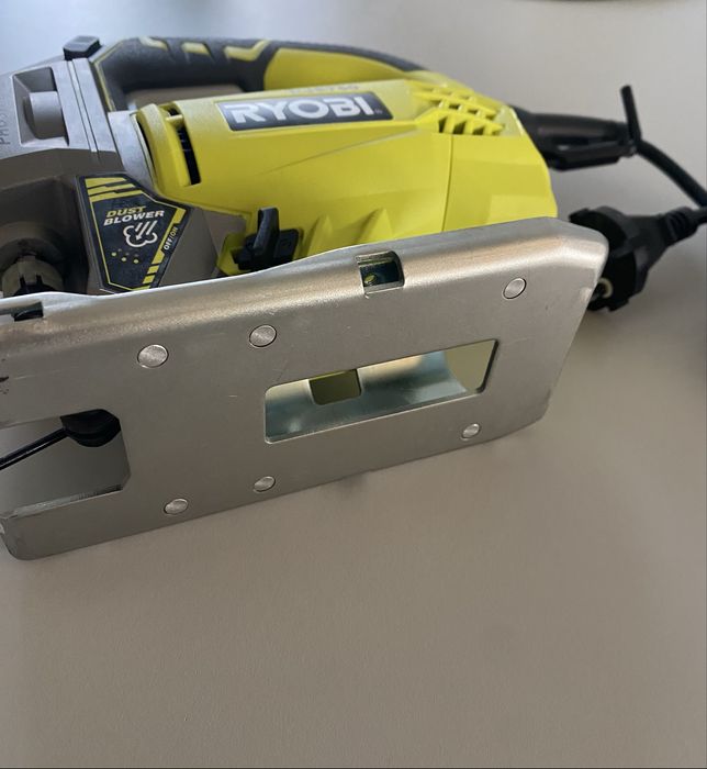 Pendular fierastrau vertical RYOBI