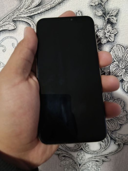 Iphone xs 1.300 naxri keliwamiz
