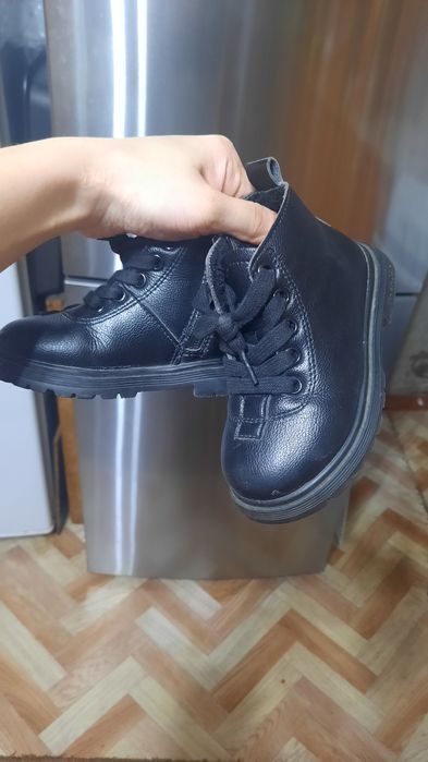 Продам детские сапожки 23- 24 размер