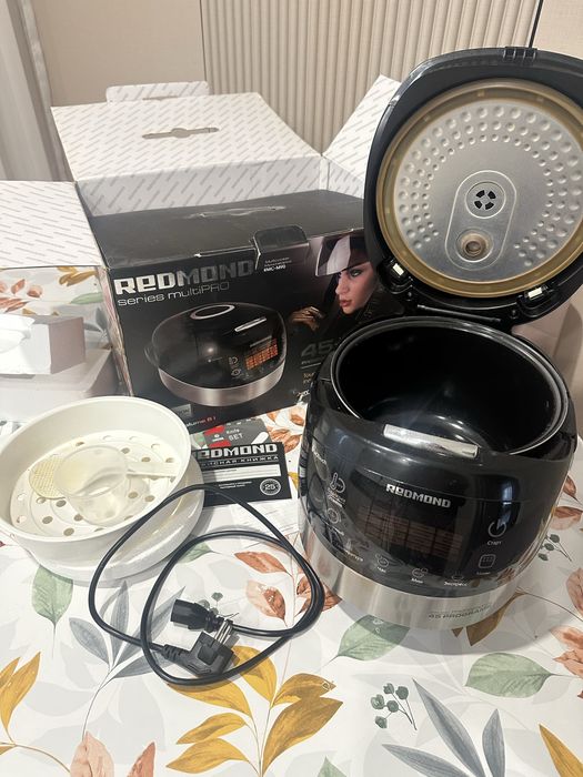 Продам мультиварку Rrdmond