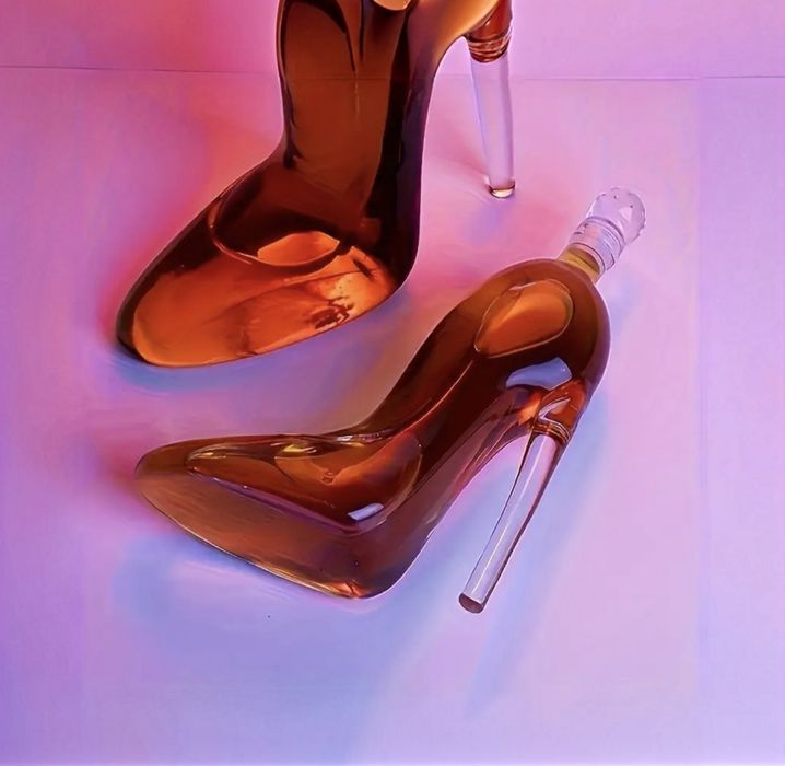 Секси декантер за вино- впечатляващ дизайн