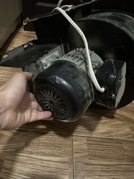 Срочно Улитка промышленная турция . Почти новая