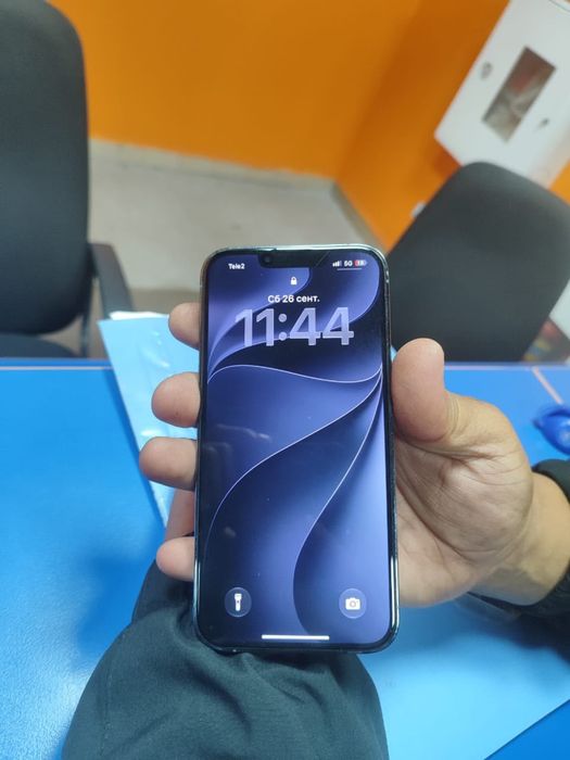 Продам айфон 13 про