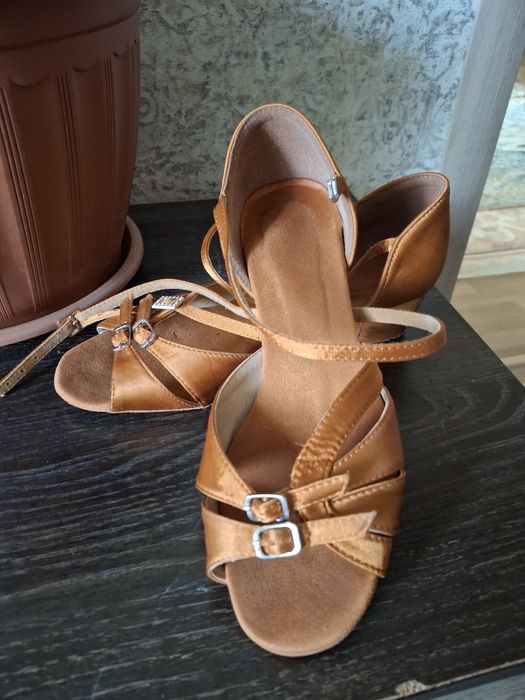 Туфли для танцев