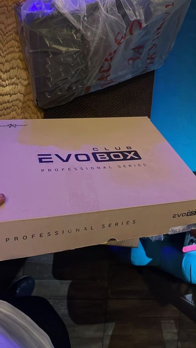 Studio Evolution EVOBOX Club Series — профессиональная караоке-система