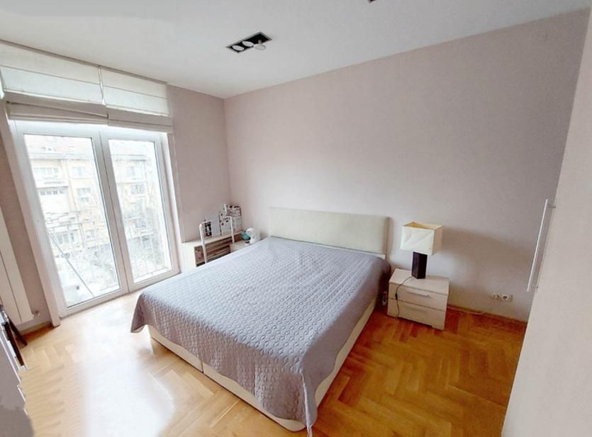 Дава се под наем Тристаен апартамент в София, Център - 81 кв.м за 850 € - Снимка #4