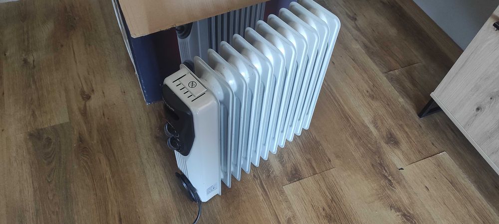 Маслен радиатор. Taurus Alpatec Dakar 2300 W