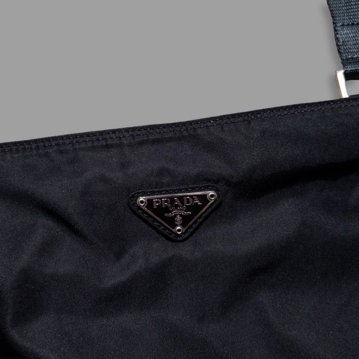 Сумка Prada нейлон оригинал