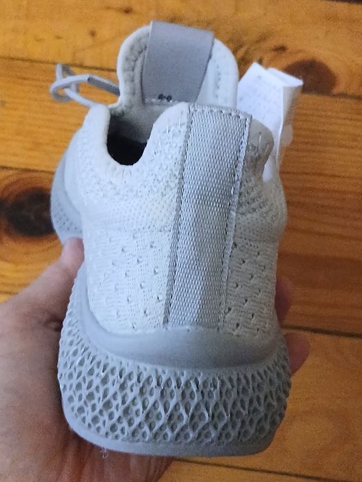 Маратонки ADIDAS
