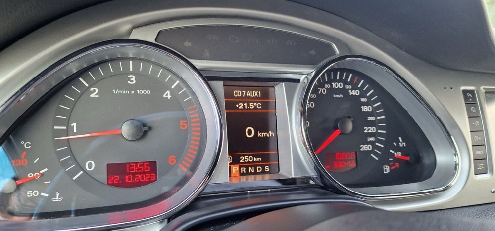 Продавам джип Ауди