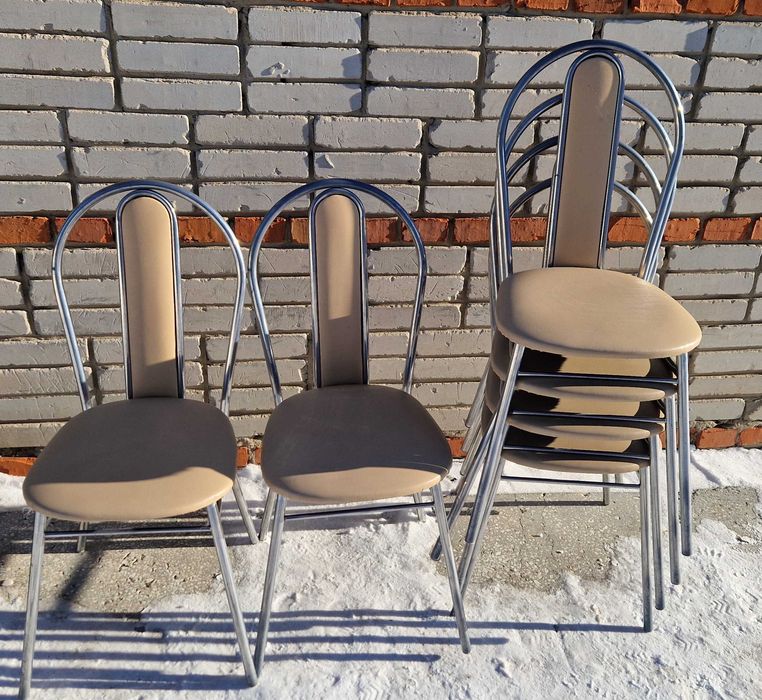 Кухонные стулья  6 штук