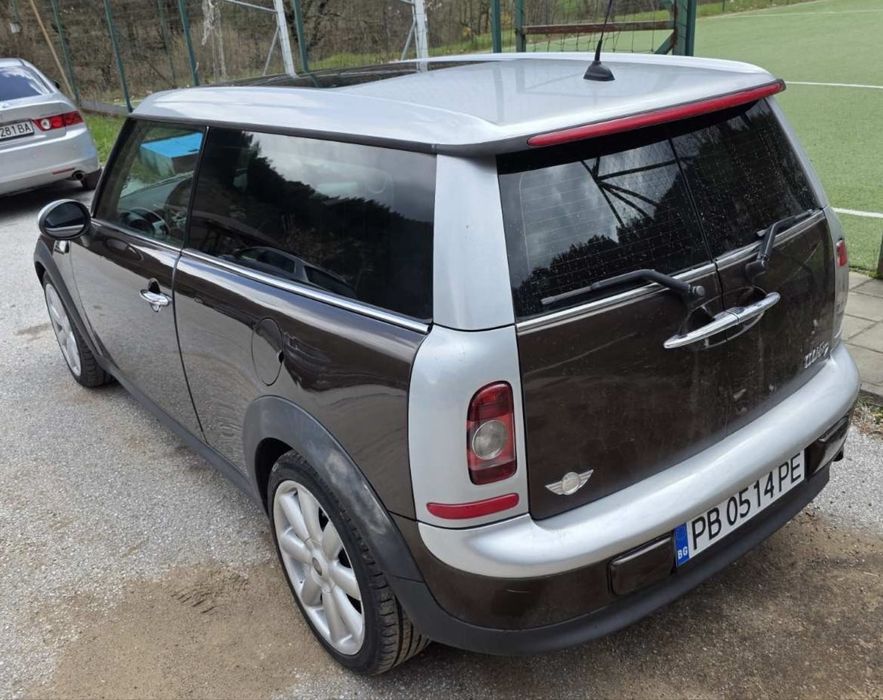 MINI Cooper clubman