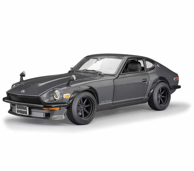 Macheta Datsun 240Z 1:18 Sun Star
