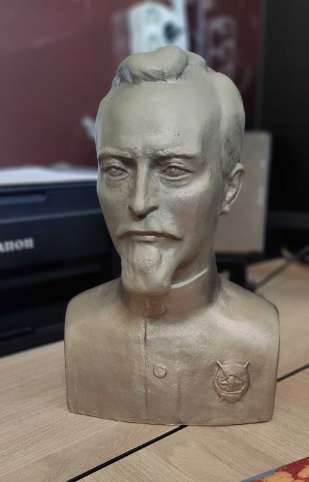 Бюст Дзержинского