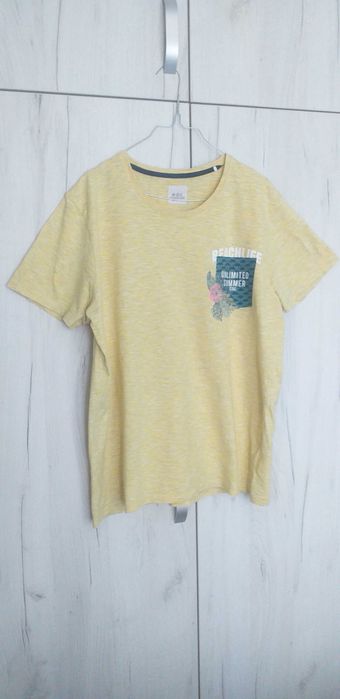 Мъжки фирмени блузи и тениски Sisley и др. хl-30лв.