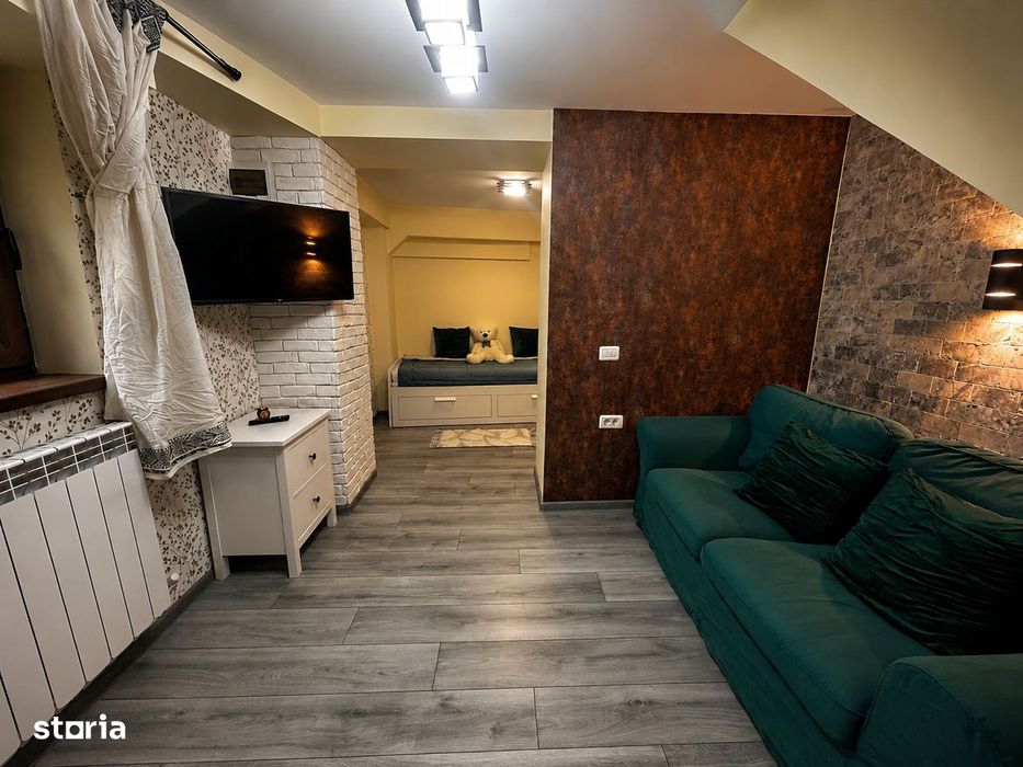 Apartament 3 camere pe doua niveluri - in Piata Ovidiu