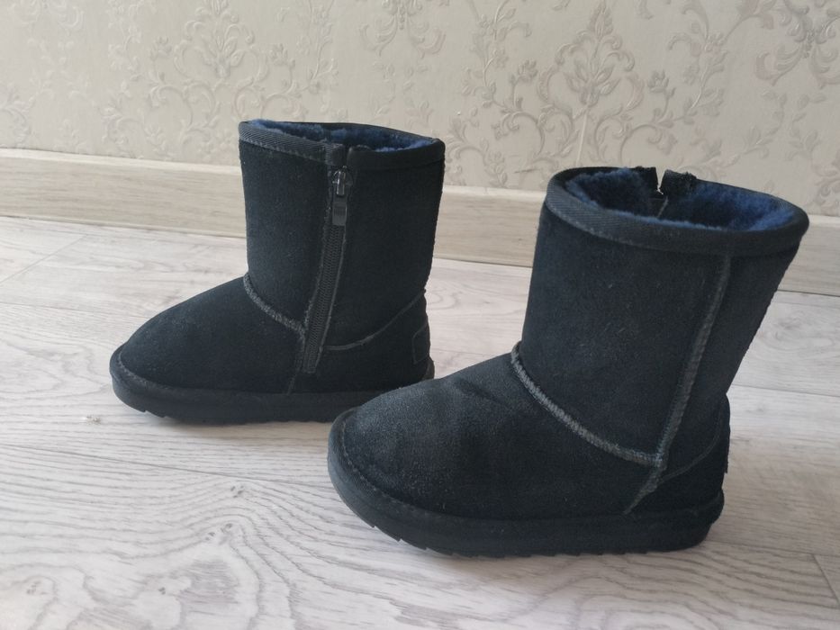Детская обувь зимняя Угги