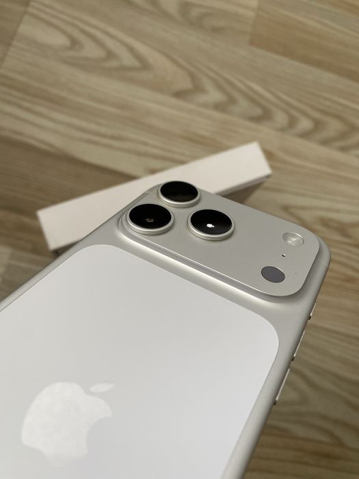 iPhone 17 PRO , ca NOU , 100% Bateria , Accept Schimburi