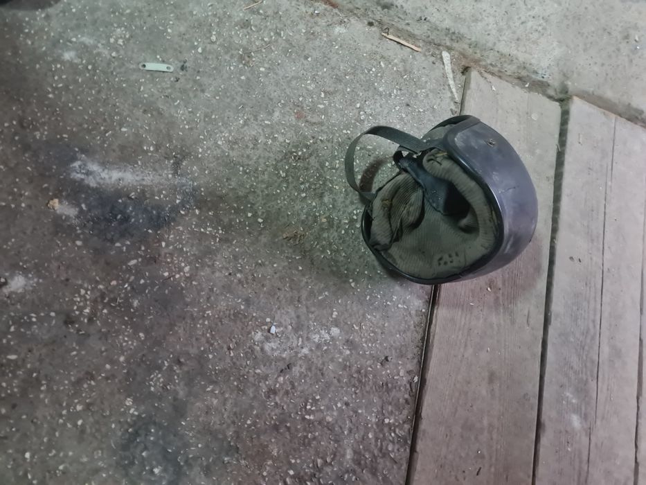 Vând casca pentru motocicletă