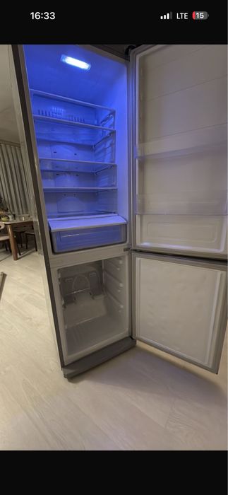 Продам холодильник