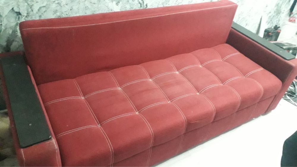Продам диван тахта