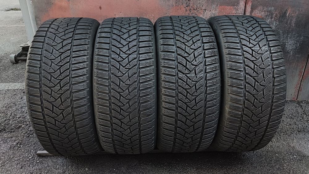 4бр. зимни гуми 235/45/18 Dunlop Winter Sport 5 
dot23