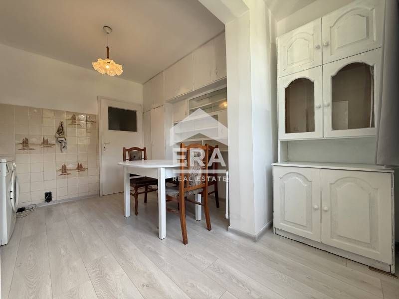 Дава се под наем Тристаен апартамент в София, Младост 1 - 76 кв.м за 650 € - Снимка #9