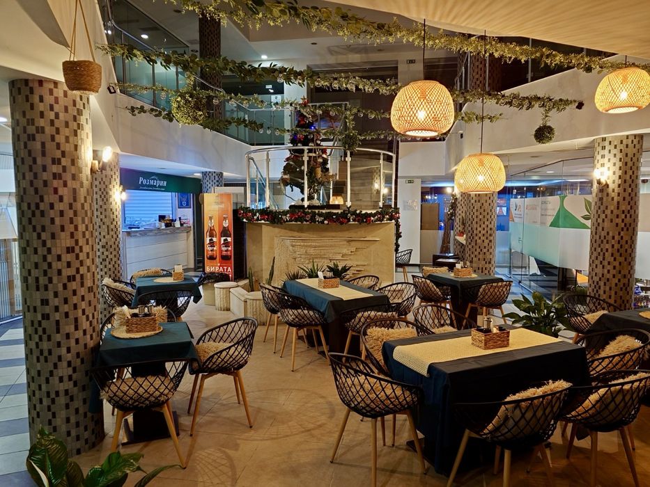 Продавам бизнес - заведение в центъра на София