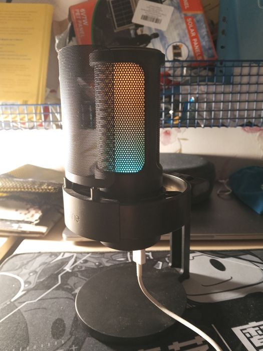 Продаю микрофон игровой