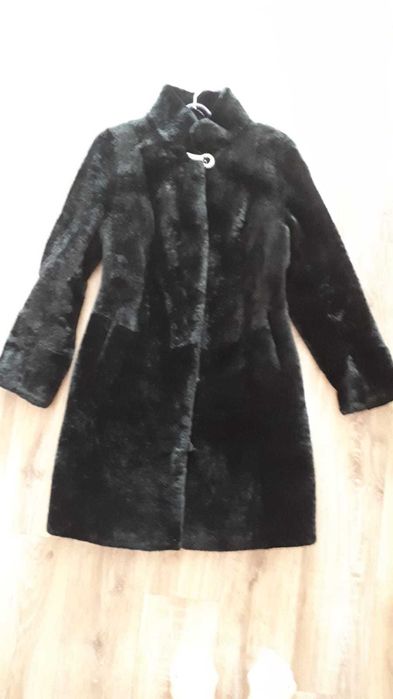 Шуба женская цигейковая