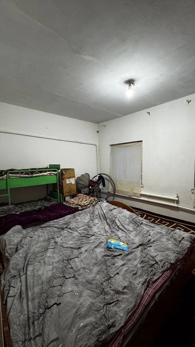 4 sotoxli kottej sotiladi