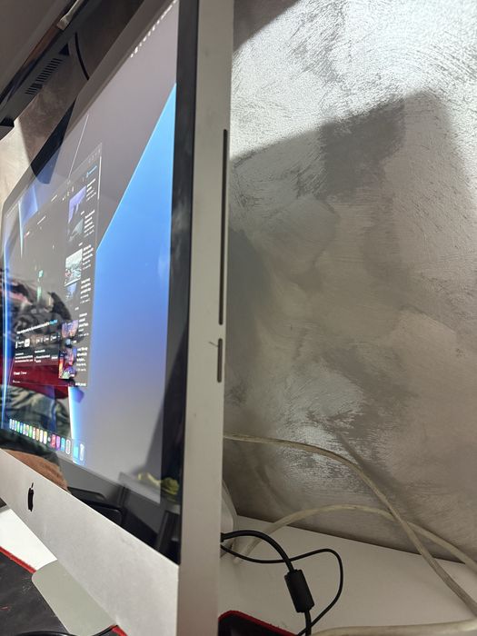 Apple Imac 27 inchi procesor i7 1000 gb macOs Monterey