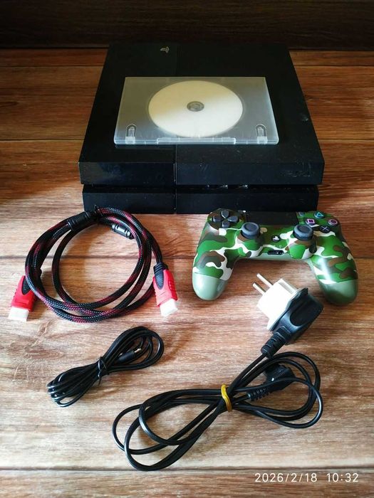 Продам Sony PlayStation 4 / PS4 прошитая