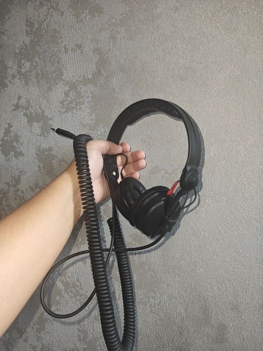 Sennheiser HD 25 70 Ohm — профессиональные DJ наушники
