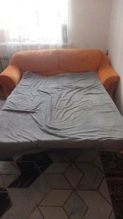 Отдам даром диван