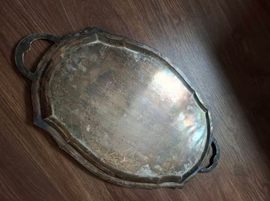 Старинен голям, посребрен поднос