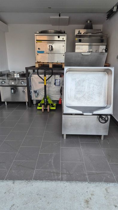 Tigaie basculanta 80 - 90 l , electric