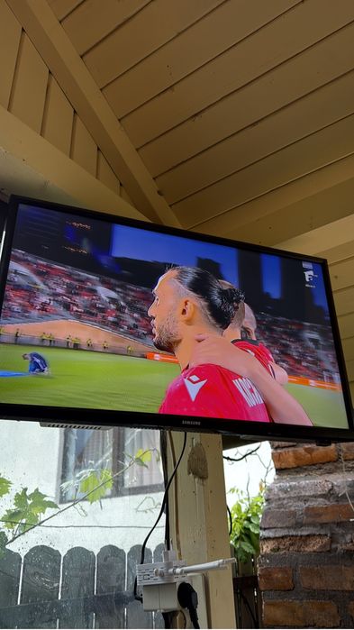 Tv samsung cu telecomanda