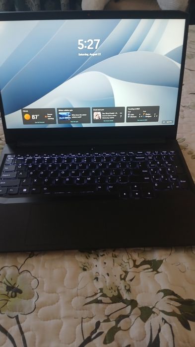 Laptop de gaiming I8