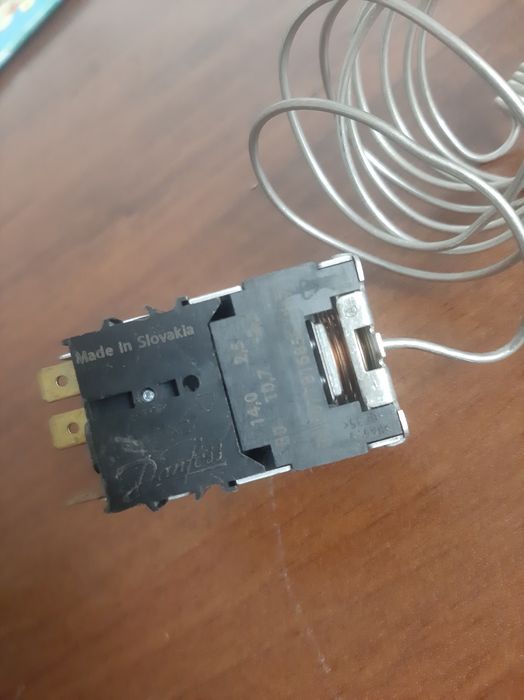 Термостат для холодильников