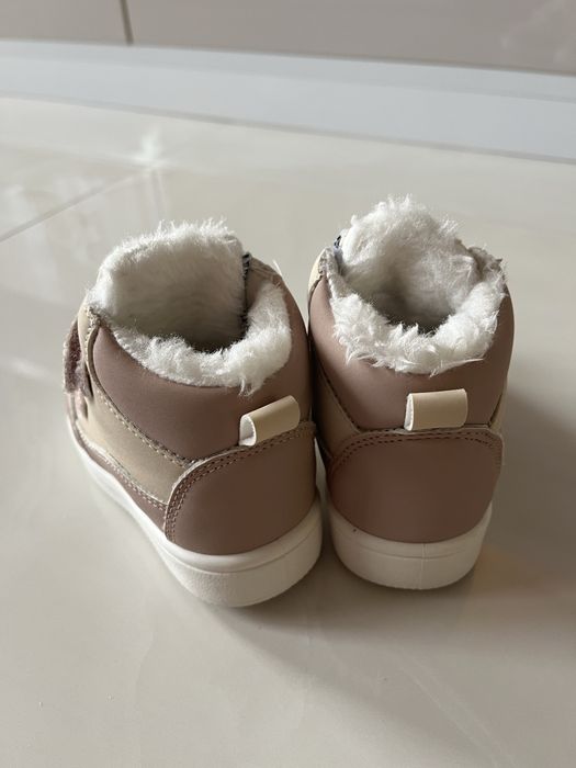 Детски зимни боти