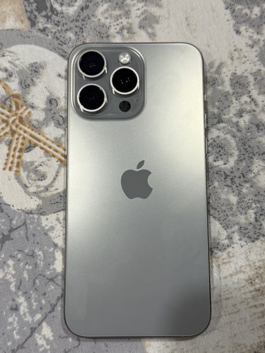 Iphone 15 pro max garantie 14.03.2026