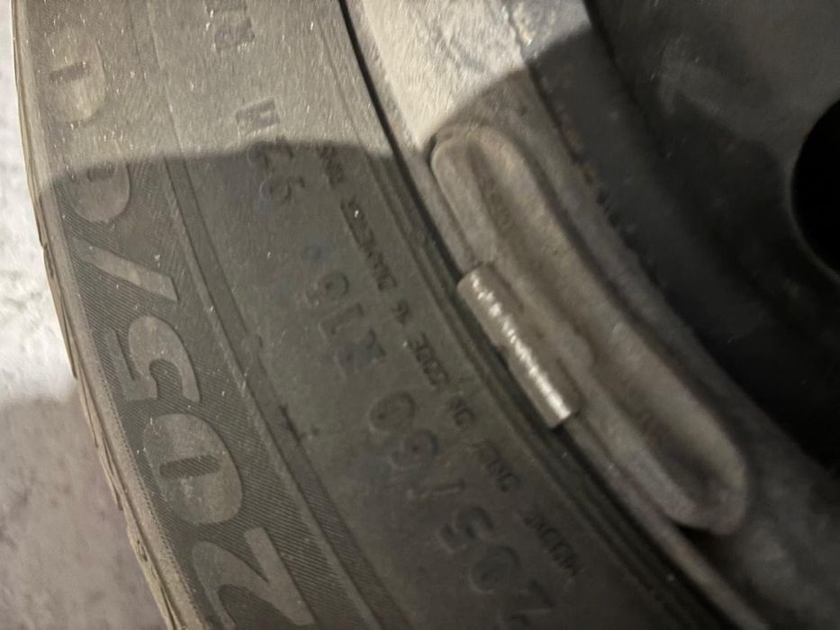 Продам шины с диском