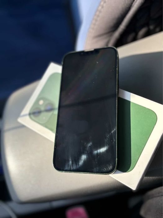 Продам срочно Айфон 13 128гб