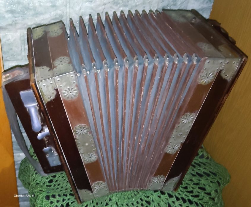 Антикварная русская гармошка