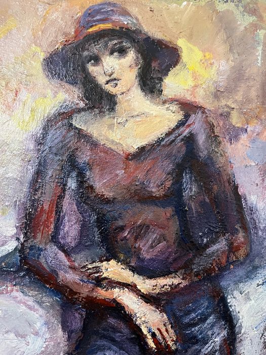 Маслена картина на Крум Костов - портрет на жена с шапка